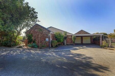 3 Bedroom House in Denver Park