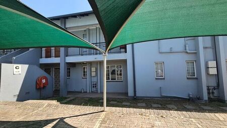 2 Bedroom apartment to rent in Sharonlea, Randburg