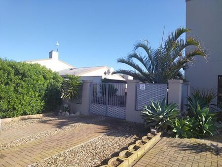 1 Bedroom bachelor to rent in Myburgh Park, Langebaan