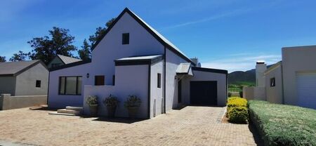 2 Bedroom house to rent in Silwerstrand Golf And River Estate, Robertson