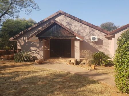 4 Bedroom house to rent in Stilfontein