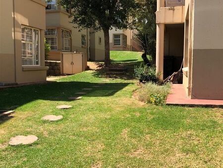 1 Bedroom Townhouse in Rembrandt Park