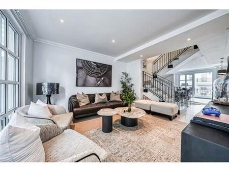 3 Bedroom Cluster in Bryanston