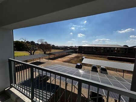 1 Bedroom Apartment in Linbro Park