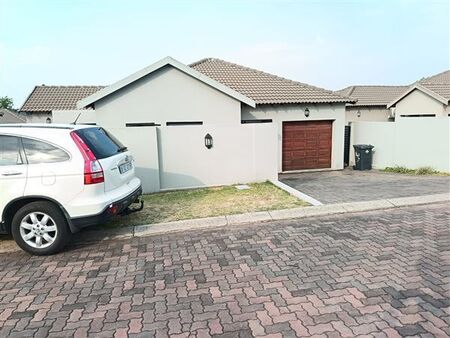 3 Bedroom Townhouse in Buccleuch