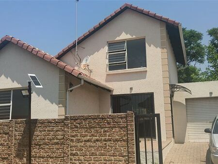 3 Bedroom Cluster in Buccleuch