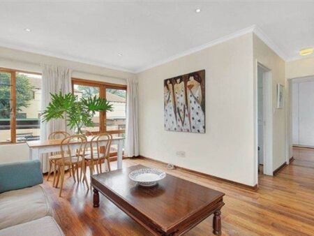 2 Bedroom Apartment in Lyme Park