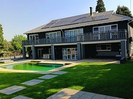 4 Bedroom House in Bryanston