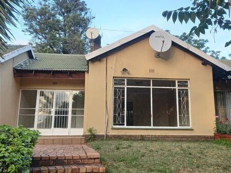 1 Bedroom Garden Cottage in Ferndale