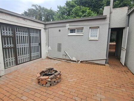 1 Bedroom Garden Cottage in Blairgowrie