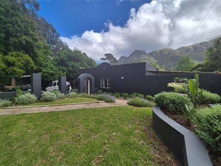 Studio apartment in Hout Bay and surrounds