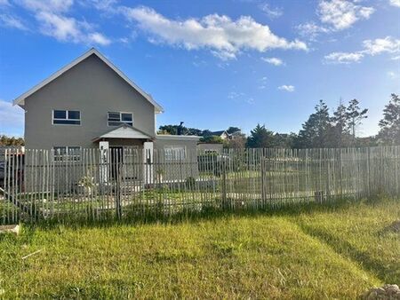 4 Bedroom House in Fisherhaven