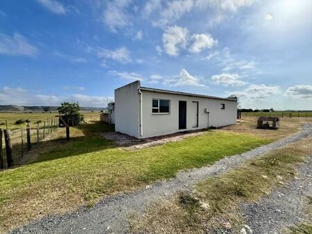 1 Bedroom House in Stilbaai Rural