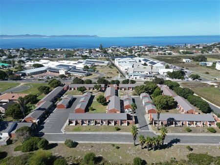 1 Bedroom Apartment in Westcliff