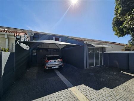 3 Bedroom House in Table View