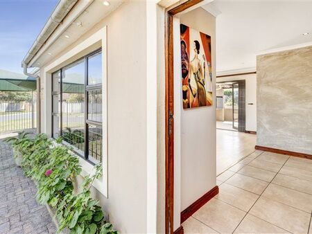 4 Bedroom House in Flamingo Vlei