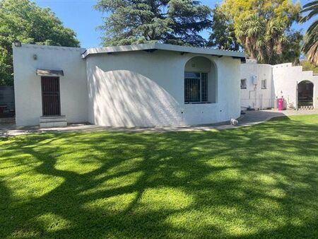 1 Bedroom House in Fontainebleau