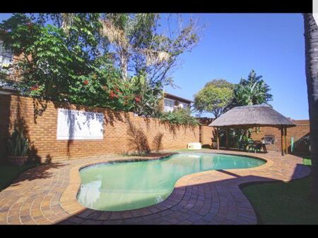 2 Bedroom Apartment in Randburg Central