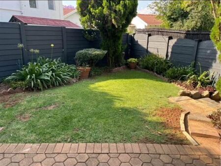 1 Bedroom Garden Cottage in Randpark Ridge