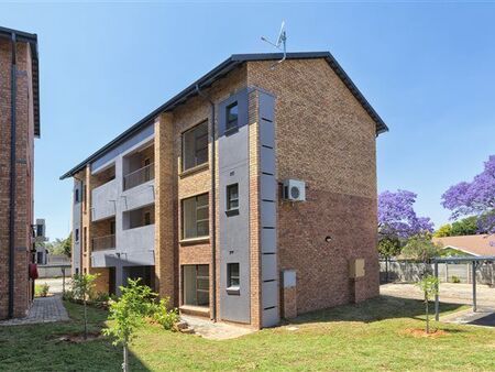 2 Bedroom Apartment in Fontainebleau