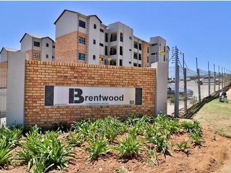 2 Bedroom Apartment in Cosmo City