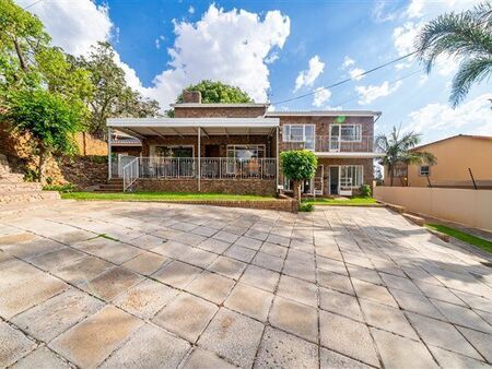 5 Bedroom House in Bedfordview