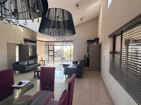 3 Bedroom Apartment in Bedford Gardens