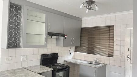 3 Bedroom Simplex in Norkem Park