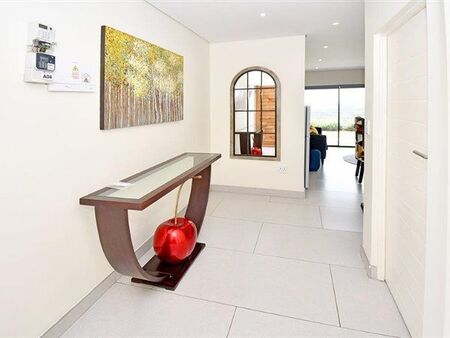1 Bedroom Apartment in Dania park