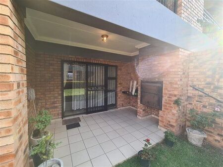 2 Bedroom House in Ravenswood
