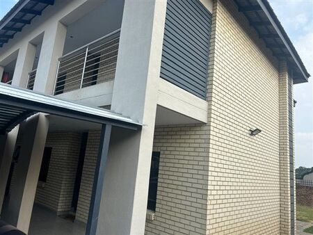 2 Bedroom Apartment in Wierda Park