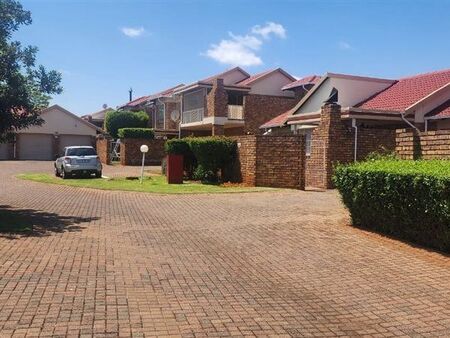 2 Bedroom Townhouse in Eldoraigne