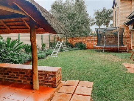 3 Bedroom House in Pierre van Ryneveld