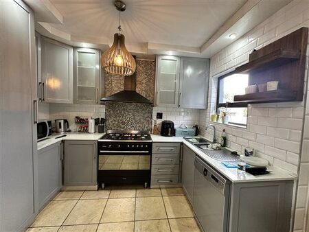 3 Bedroom House in Thatchfield
