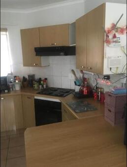 2 Bedroom Cluster in Die Hoewes