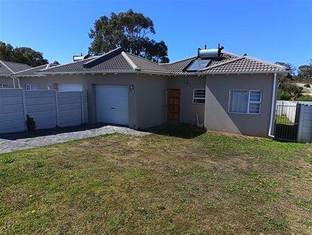 2 Bedroom House in Parsons Vlei