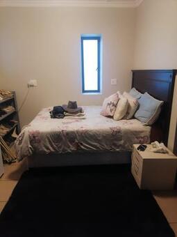 Studio apartment in Aston Bay