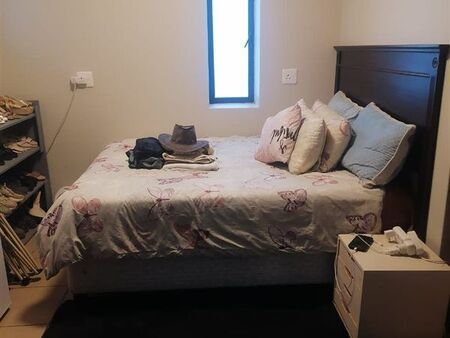 Studio apartment in Aston Bay
