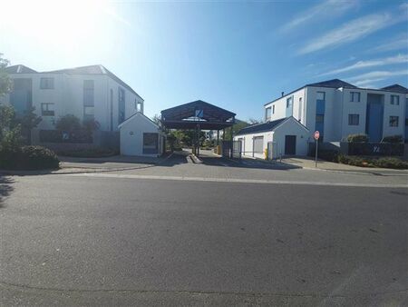 2 Bedroom Apartment in Burgundy Estate