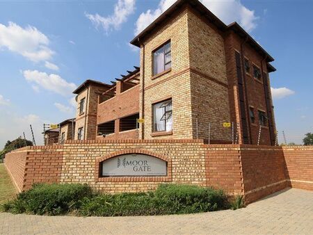 2 Bedroom Apartment in Randpark Ridge