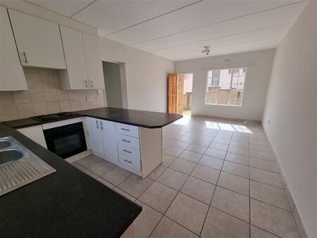 3 Bedroom Apartment in Radiokop