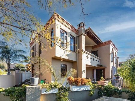 3 Bedroom House in Eagle Canyon Golf Estate