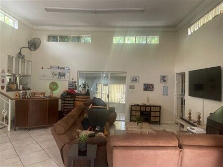 4 Bedroom House in Ruimsig Ah