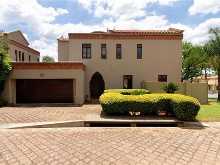 3 Bedroom House in Eagle Canyon Golf Estate