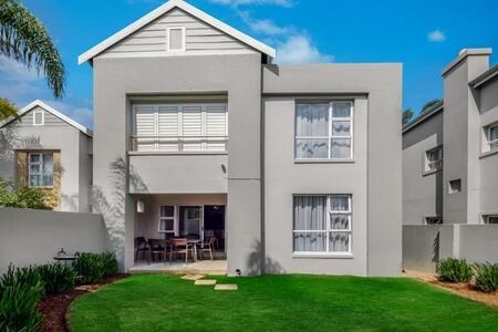 2 Bedroom Apartment in Eagle Canyon Golf Estate