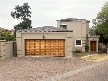 3 Bedroom House in Featherbrooke Estate