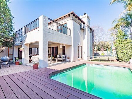 4 Bedroom House in Silver Lakes Golf Estate