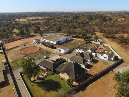 2 Bedroom House in Kameeldrift East