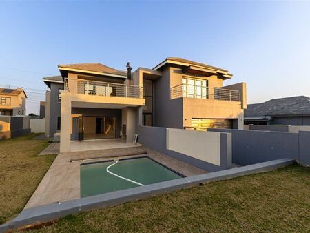 4 Bedroom House in The Hills