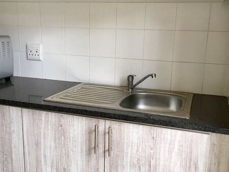 1 Bedroom Flat in Silverton
